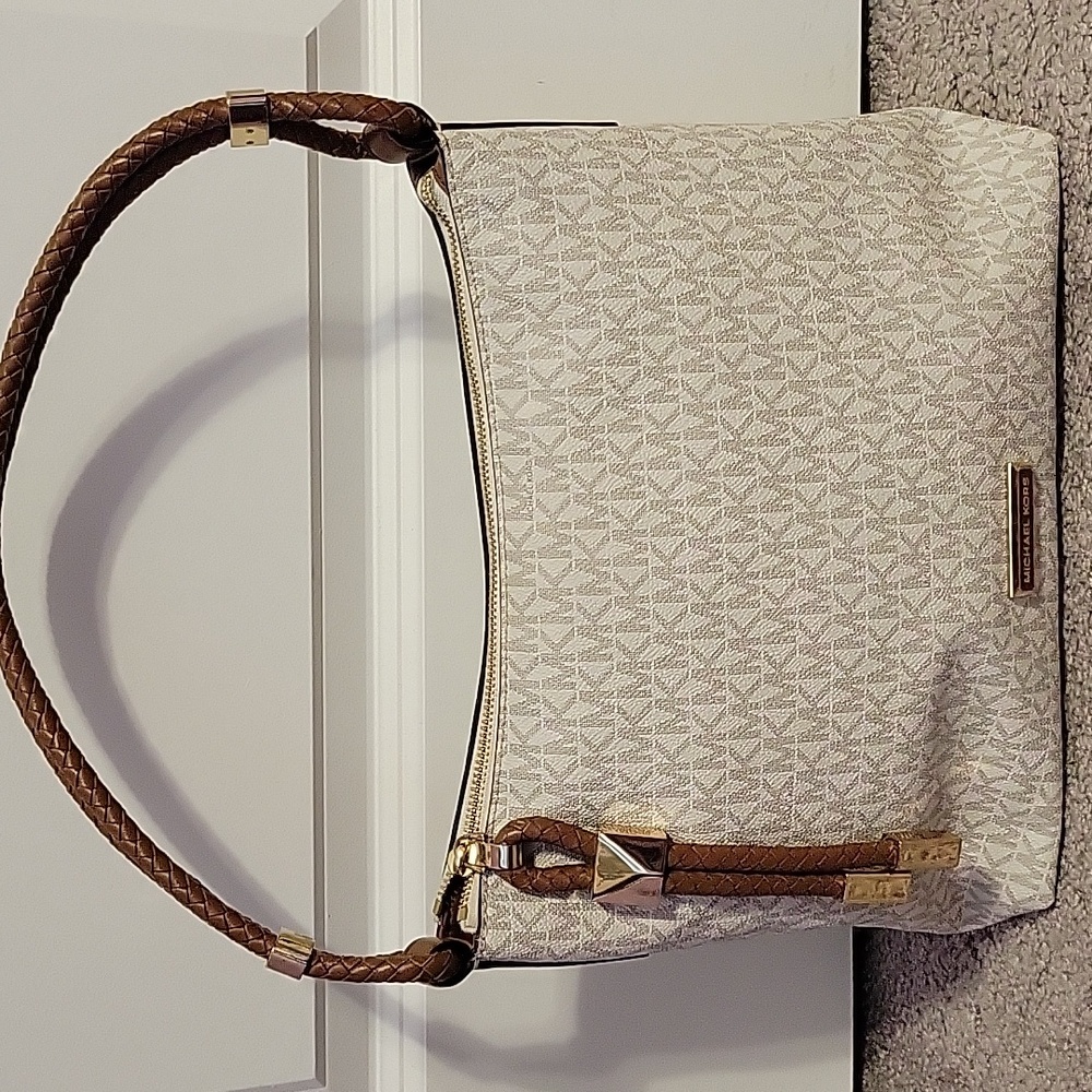 Michael Kors Lexington Medium Logo Shoulder Bag White Canvas Used Few Times